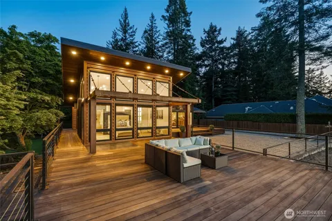 $1,900,000 | 4101 Edith Point Road, Anacortes, WA 98221