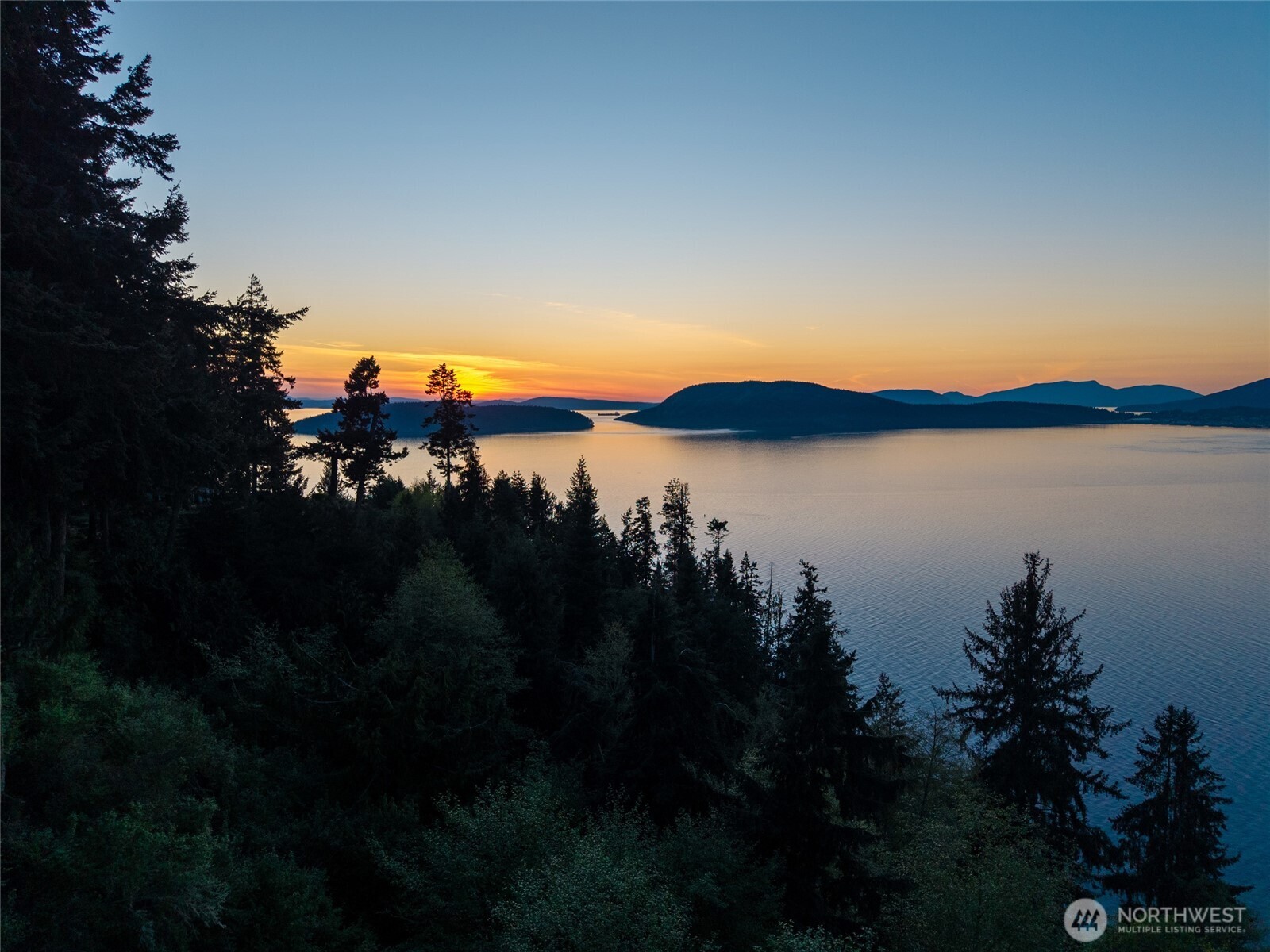 4101 Edith Point Road Anacortes, WA 98221 - Photo 4 of 39