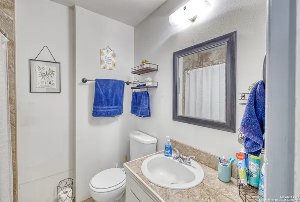 $199,900 | 317 Studer Park, Uvalde, TX 78801