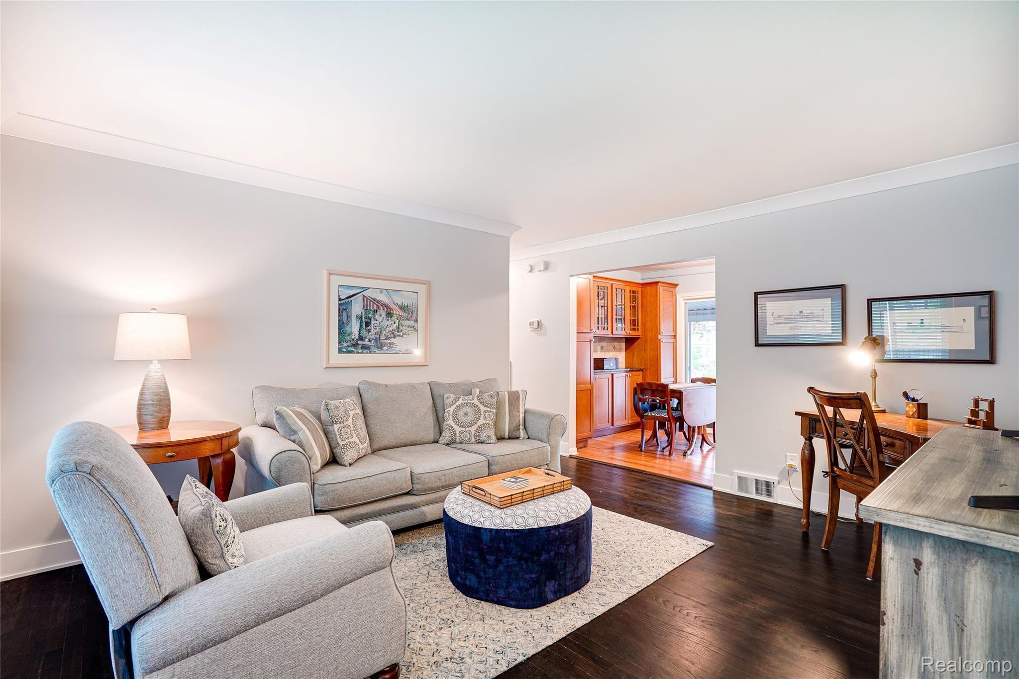 519 Elizabeth Street Rochester, MI 48307 - Photo 8 of 25 DSC08293HDR.jpg