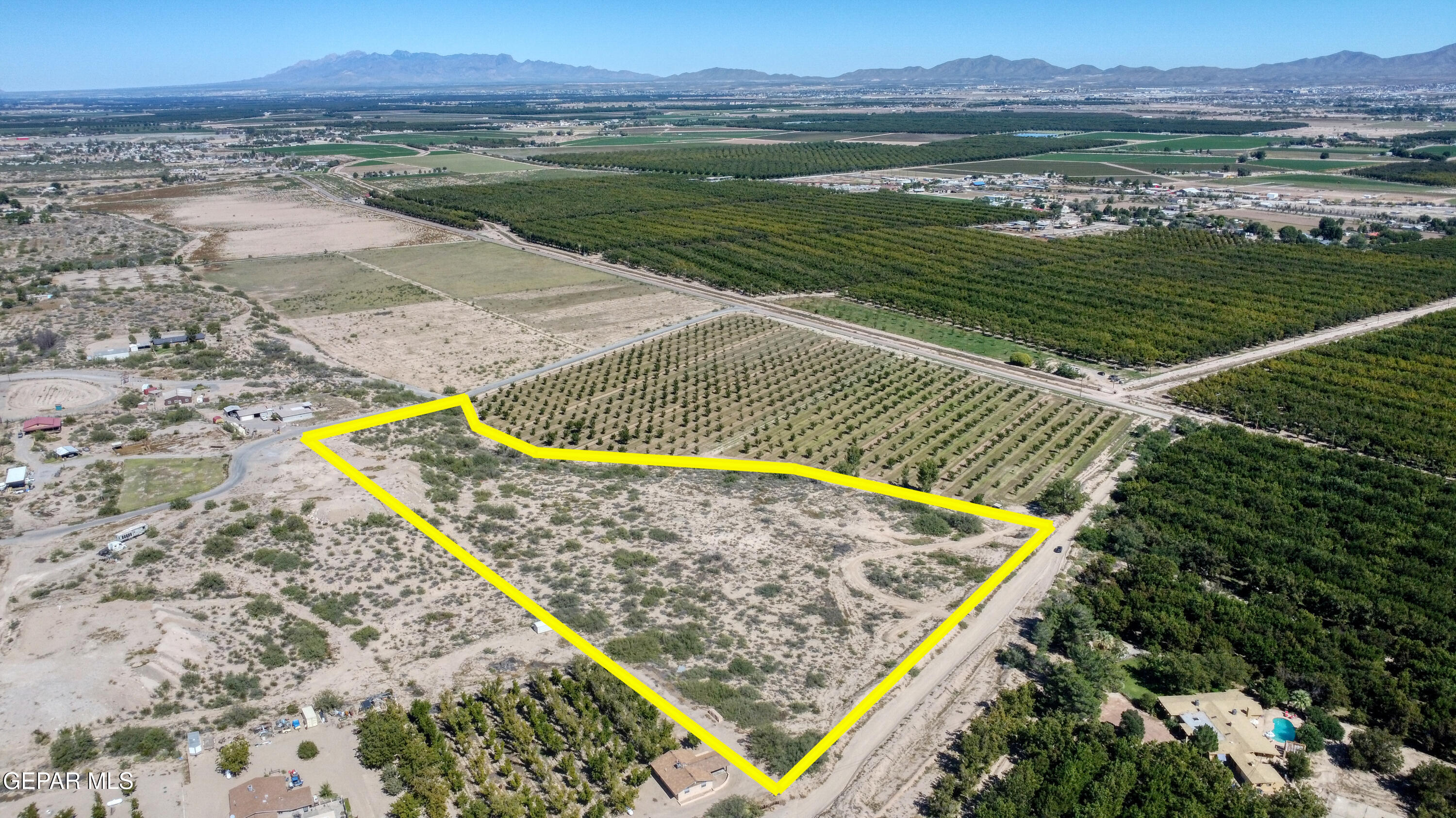 230 Sandy Creek Road Anthony, NM 88021 - Photo 19 of 20 a view of a lake and a yard