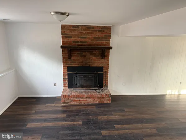 $479,000 | 225 Pennsylvania Avenue, Pasadena, MD 21122