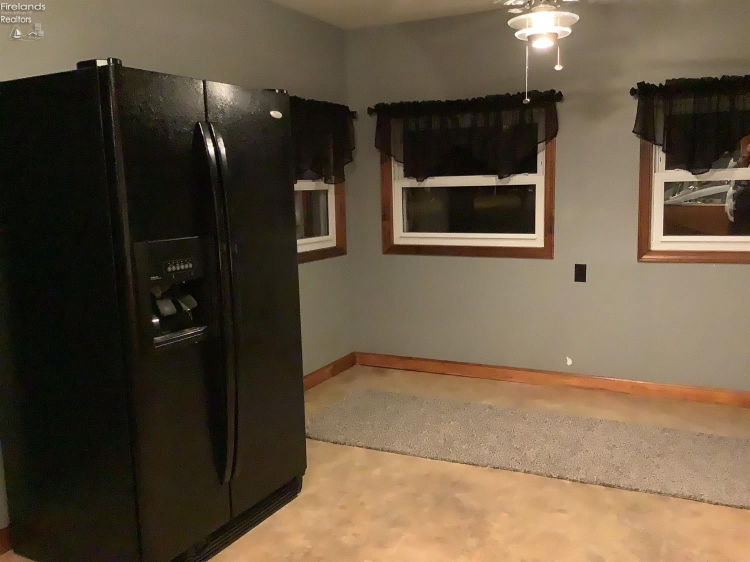 4911 Venice Road Sandusky, OH 44870 - Photo 7 of 24 Gallery Image 7