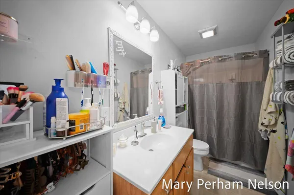 $335,000 | 154 Sweet Meadow Drive, Kent City, MI 49330