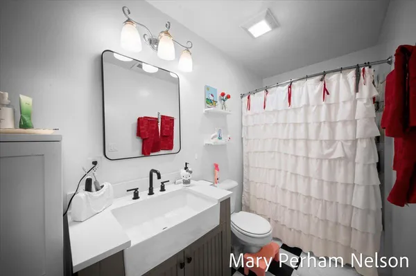 $335,000 | 154 Sweet Meadow Drive, Kent City, MI 49330
