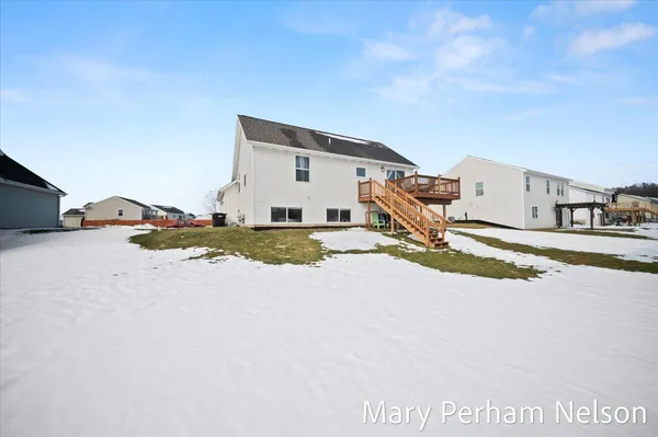 $335,000 | 154 Sweet Meadow Drive, Kent City, MI 49330