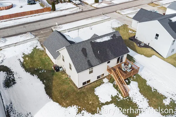 $335,000 | 154 Sweet Meadow Drive, Kent City, MI 49330