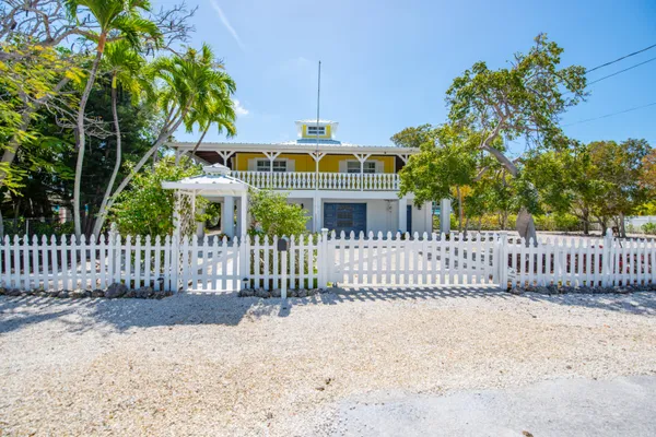 $1,250,000 | 29662 Independence Avenue, Big Pine Key, FL 33043