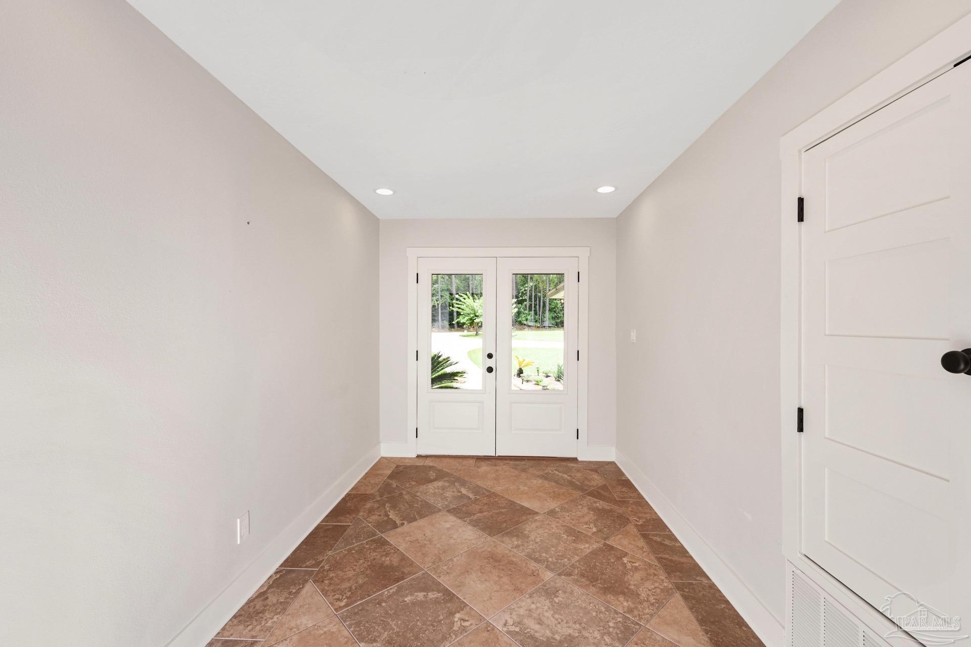 9470 Wilson Road Elberta, AL 36530 - Photo 4 of 50