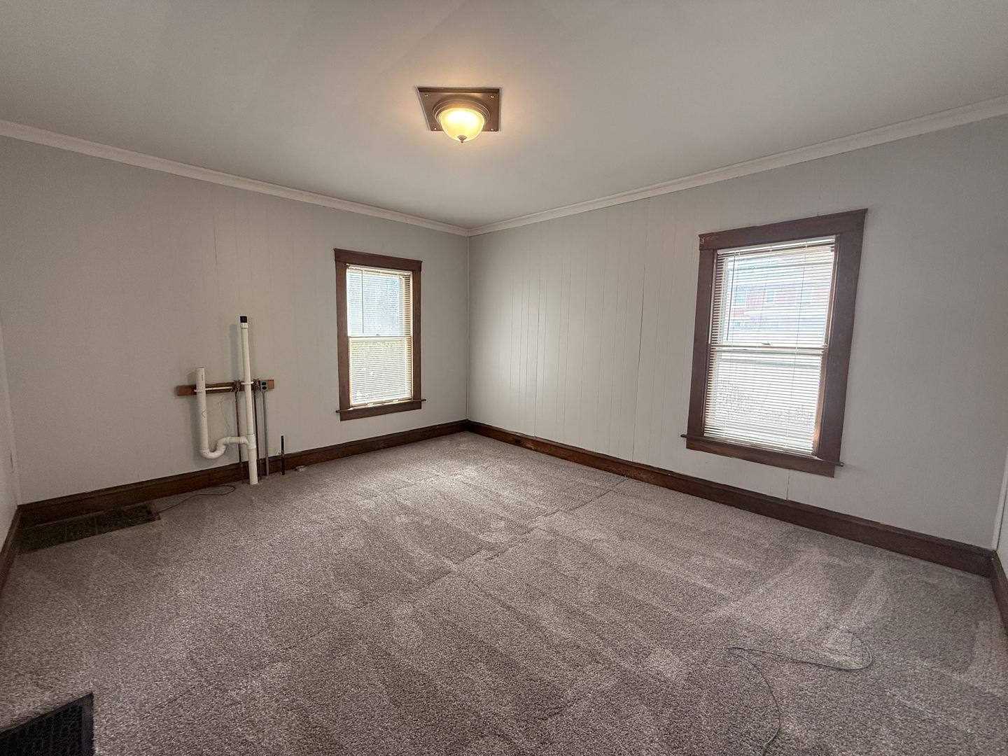 1007 Low Street Bloomington, IL 61701 - Photo 16 of 57