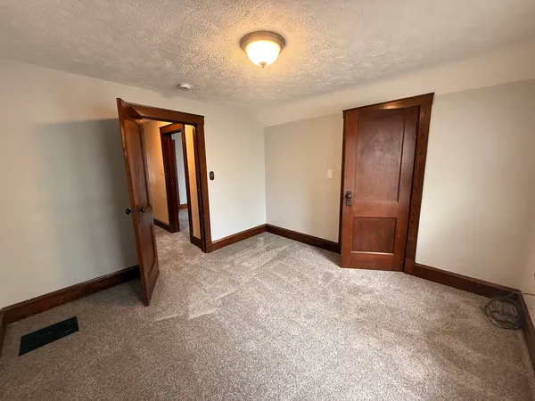 $185,000 | 1007 Low Street, Bloomington, IL 61701