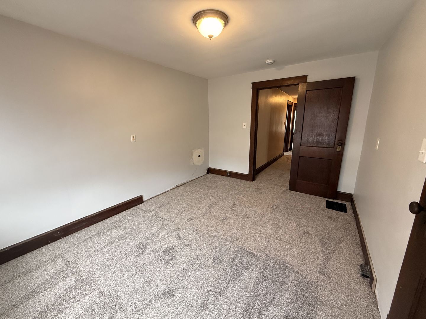 1007 Low Street Bloomington, IL 61701 - Photo 43 of 57