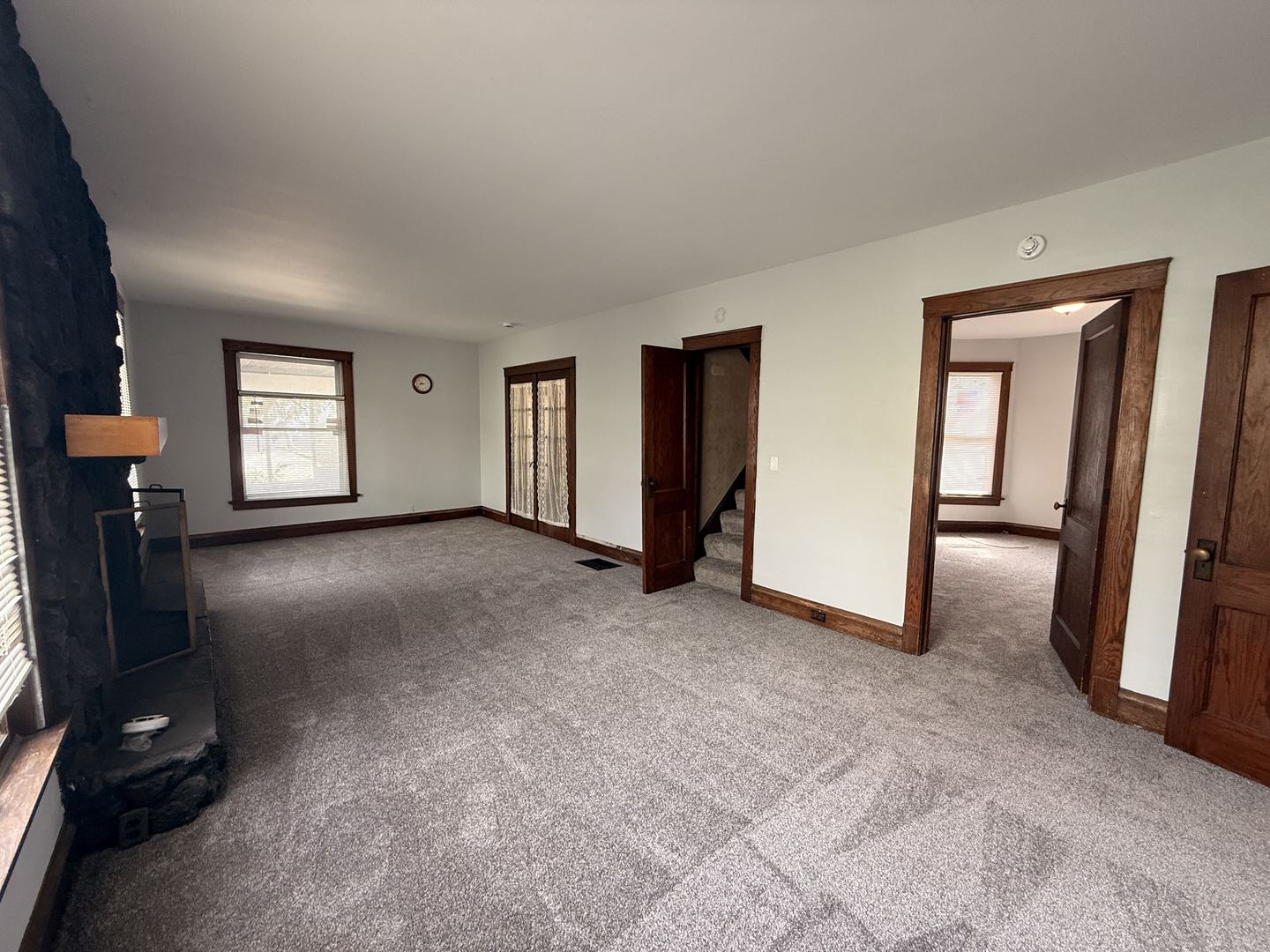 1007 Low Street Bloomington, IL 61701 - Photo 9 of 57