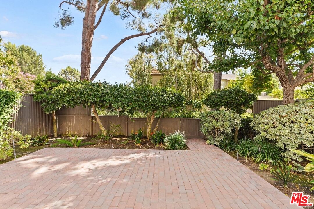 106 Sequoia Tree Lane Irvine, CA 92612 - Photo 23 of 36 a view of a backyard