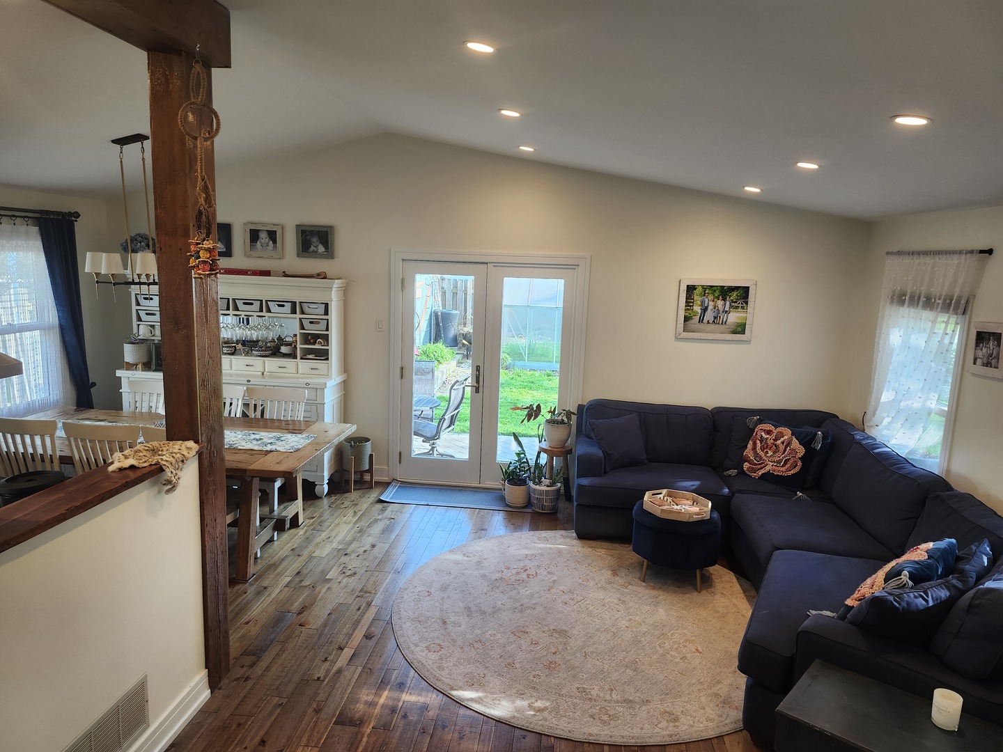 301 Oakbrook Court Bartlett, IL 60103 - Photo 14 of 46
