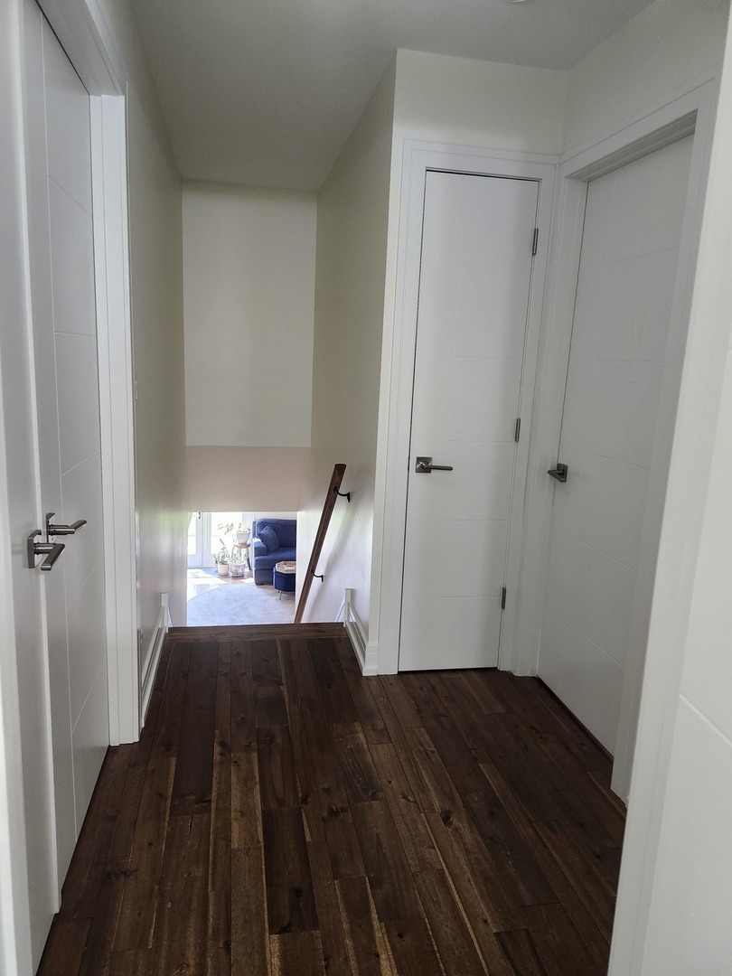 301 Oakbrook Court Bartlett, IL 60103 - Photo 25 of 46