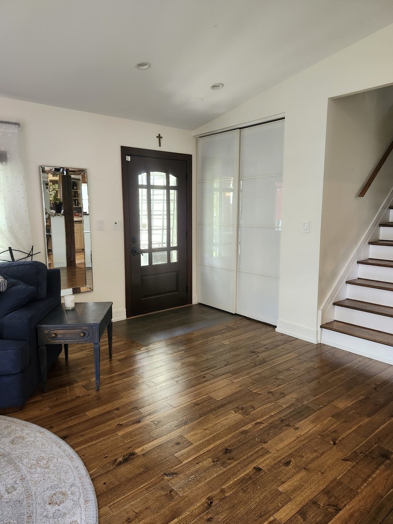 301 Oakbrook Court Bartlett, IL 60103 - Photo 27 of 46