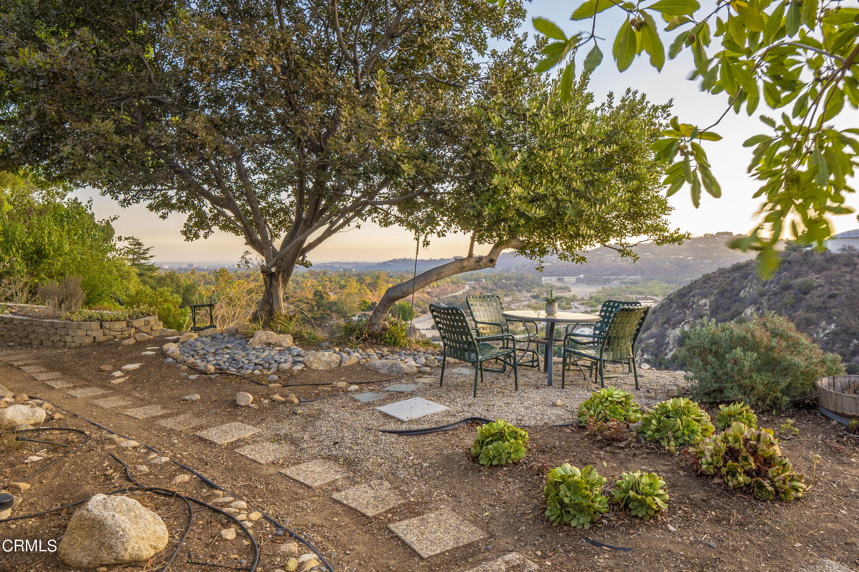 4017 Canyon Dell Drive Altadena, CA 91001 - Photo 19 of 28 a view of a backyard with sitting area