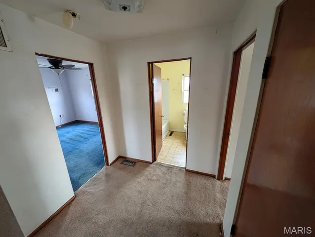 $49,900 | 18 West Garfield Street, Belleville, IL 62220