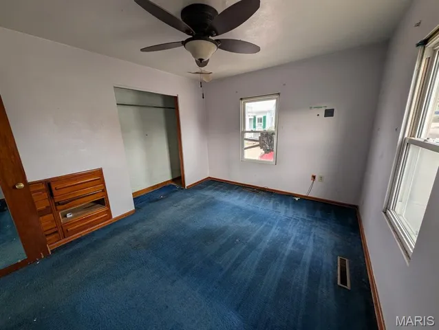 $49,900 | 18 West Garfield Street, Belleville, IL 62220