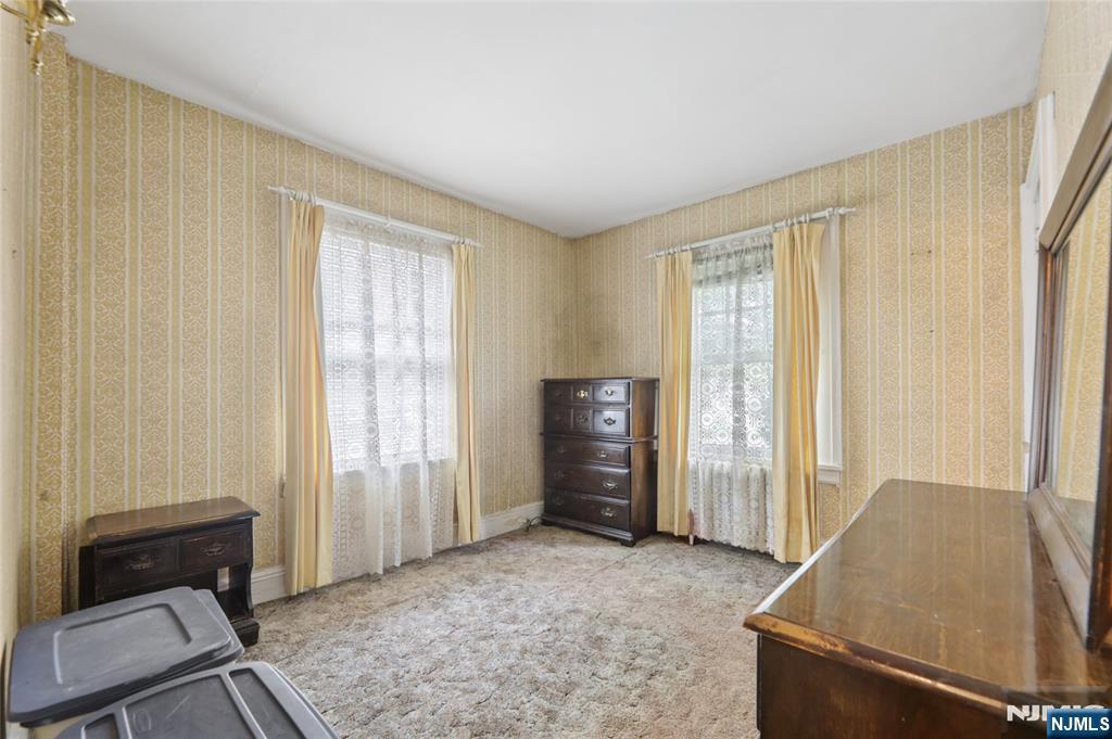 485 River Road New Milford, NJ 07646 - Photo 10 of 26
