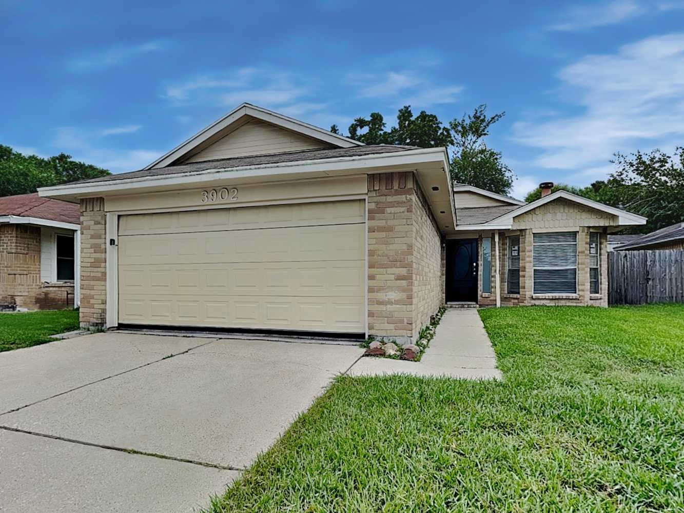 3902 Mattingham Drive Houston, TX 77066 - Photo 1 of 16