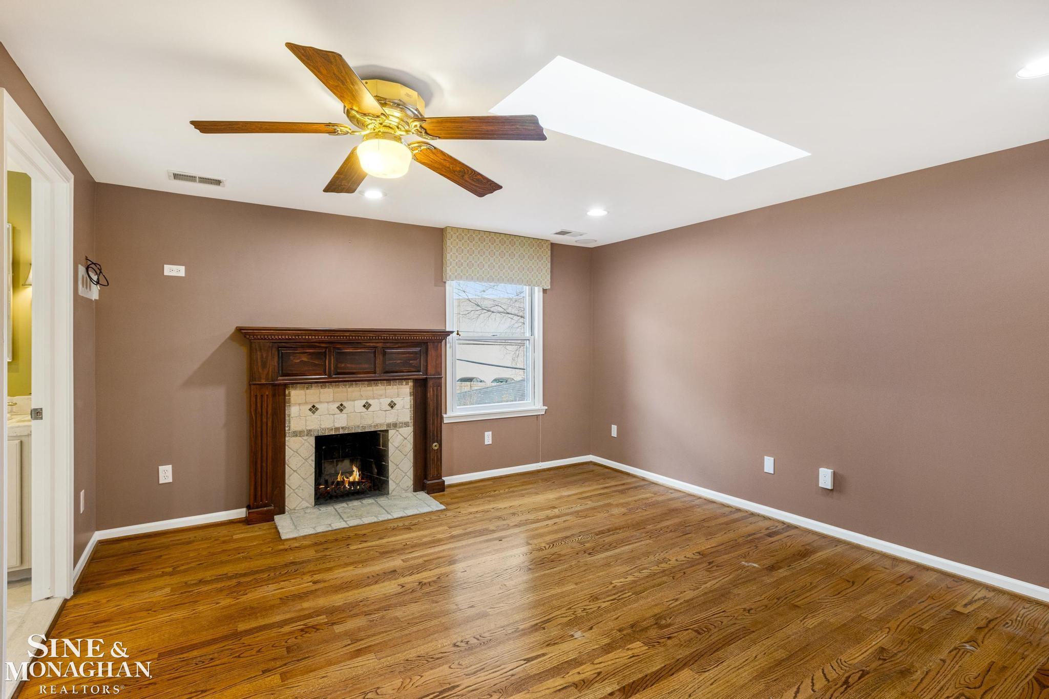 467 Moran Road Grosse Pointe, MI 48236 - Photo 17 of 32 Primary Bedroom