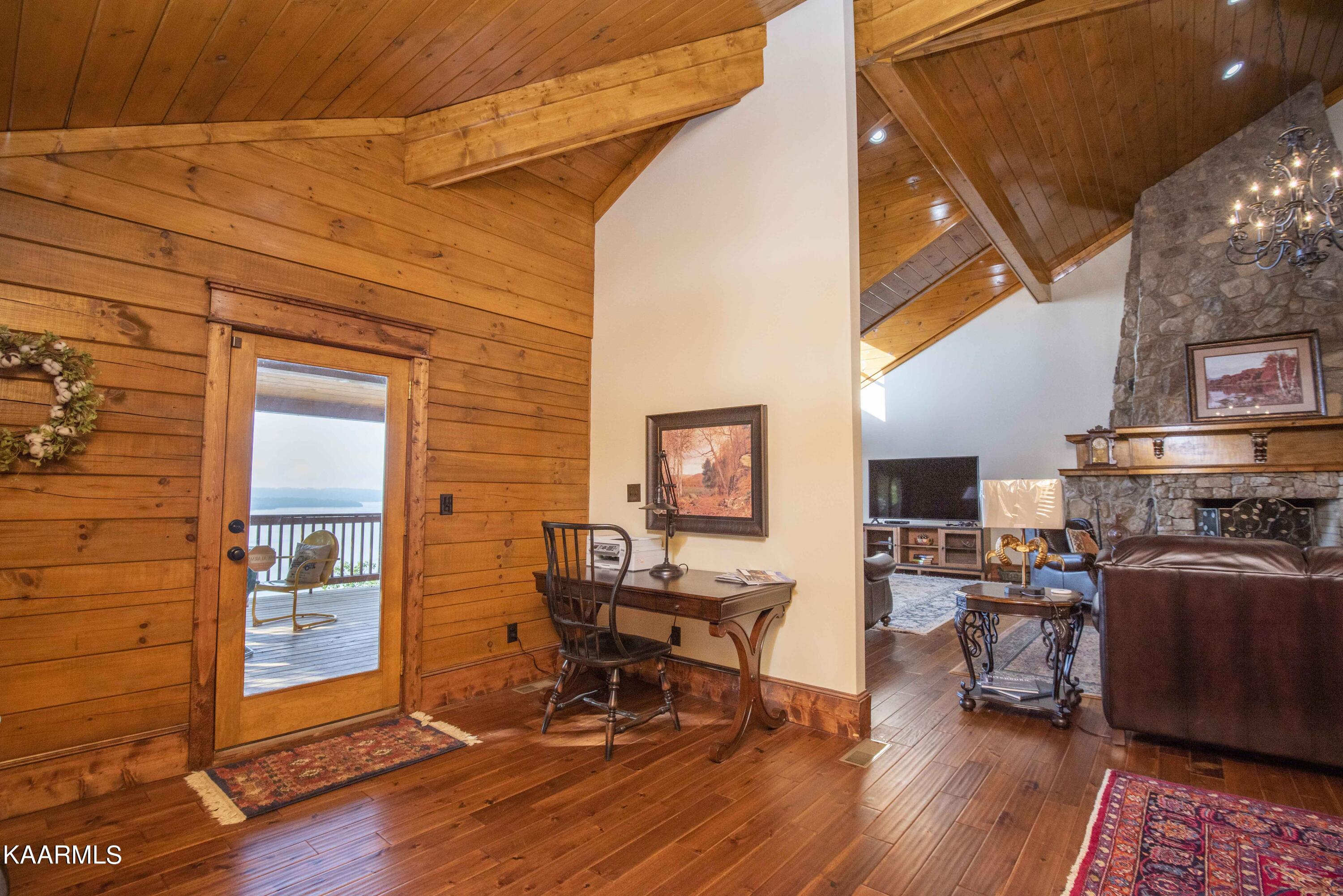 260 Lakeside Ridge Rd Spring Spring City, TN 37381 - Photo 13 of 58 .