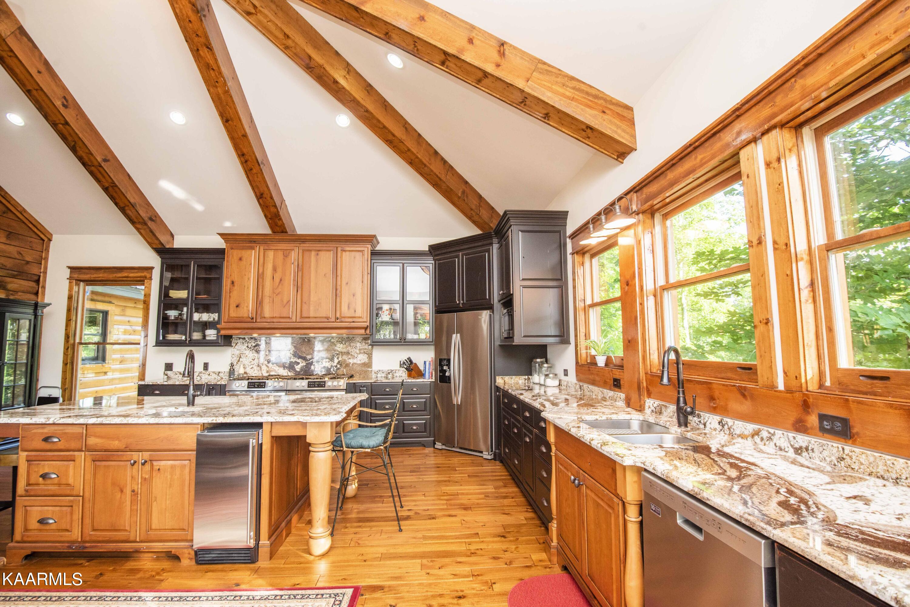 260 Lakeside Ridge Rd Spring Spring City, TN 37381 - Photo 18 of 58 KITCHEN