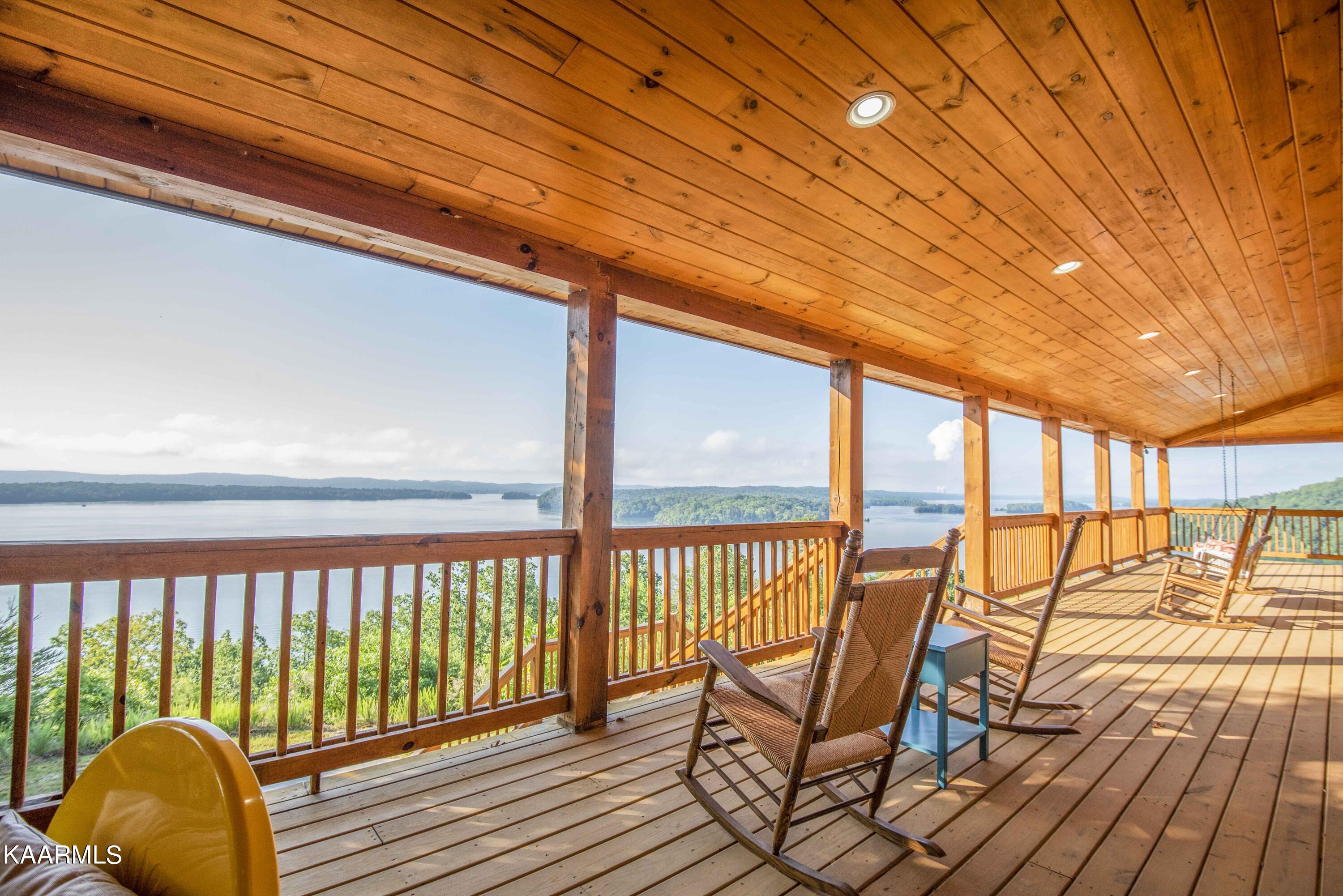 260 Lakeside Ridge Rd Spring Spring City, TN 37381 - Photo 39 of 58 Back Deck
