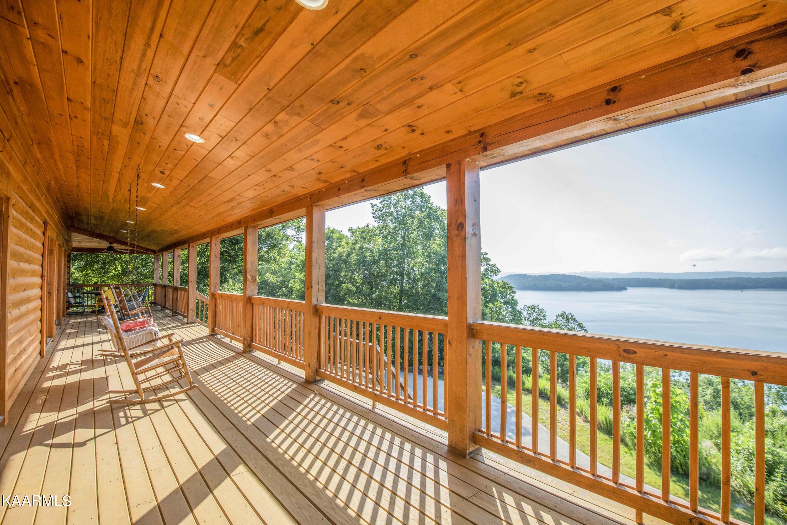 260 Lakeside Ridge Rd Spring Spring City, TN 37381 - Photo 40 of 58 Back Deck