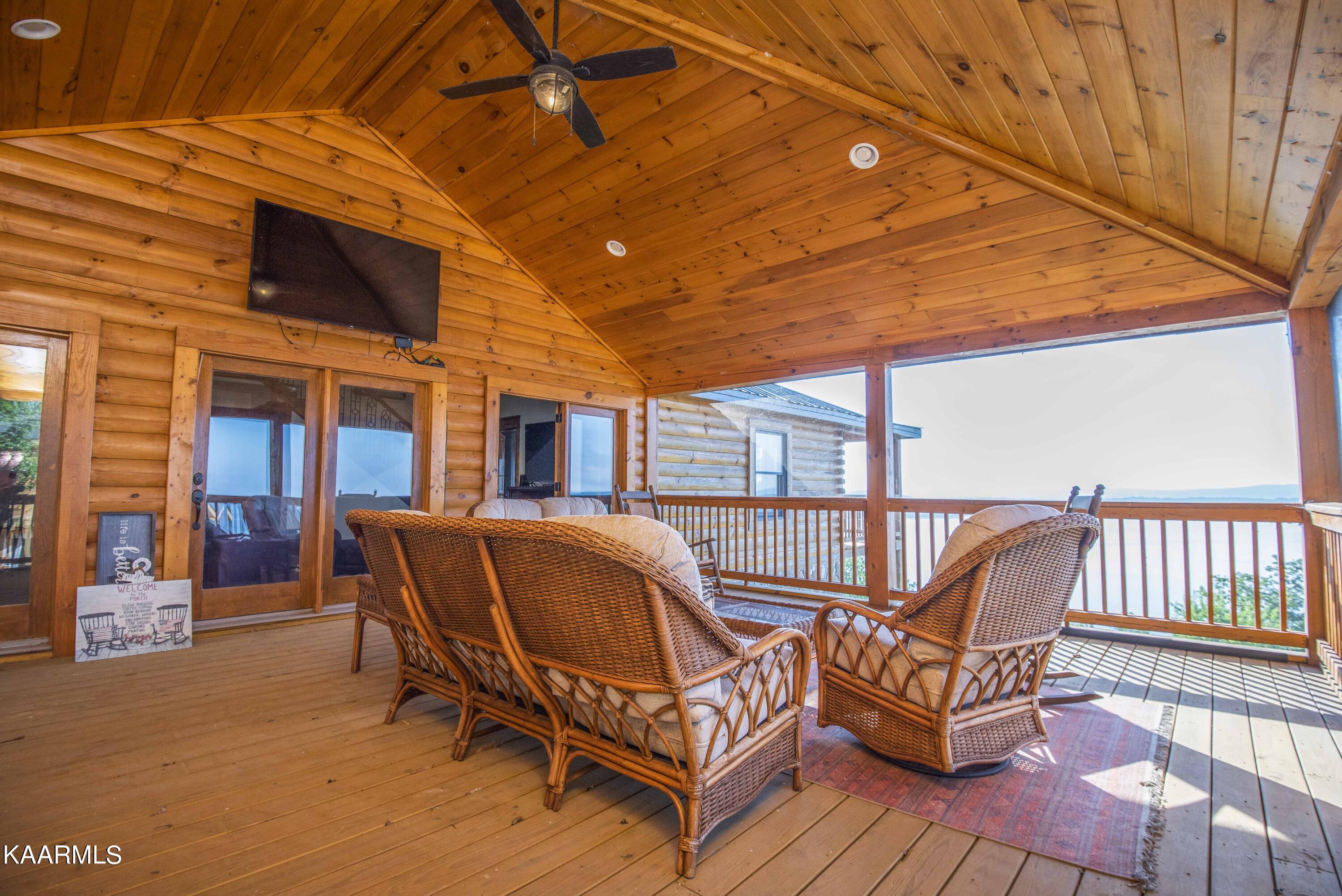 260 Lakeside Ridge Rd Spring Spring City, TN 37381 - Photo 42 of 58 Screened Porch