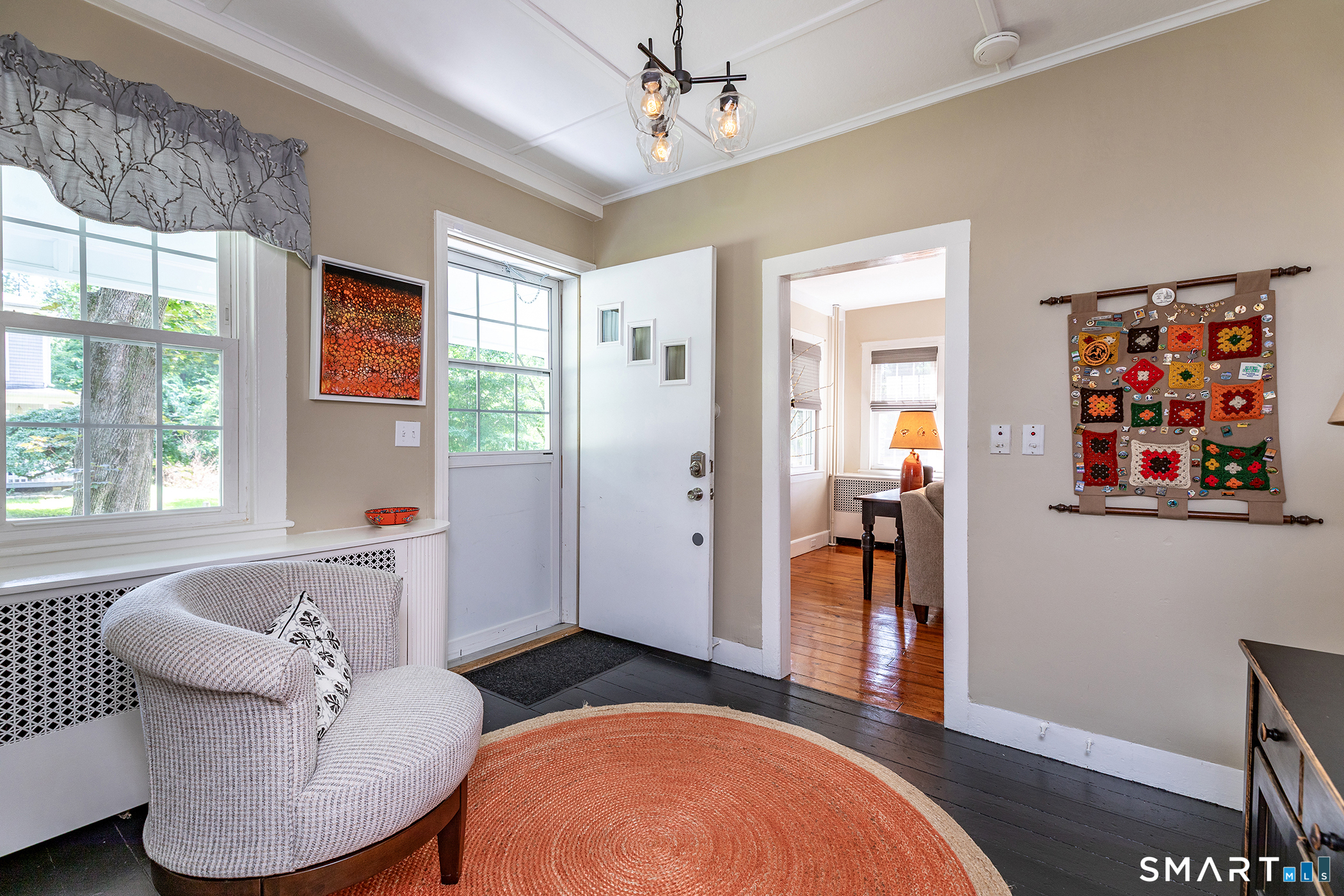 9 Spring Street Woodbury, CT 06798 - Photo 4 of 19