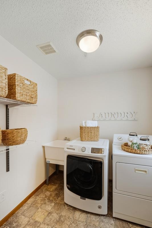 1246 Macey Way Stillwater, MN 55082 - Photo 3 of 55