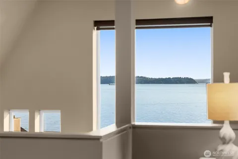 $2,375,000 | 4622 57th Avenue Southwest, Seattle, WA 98116