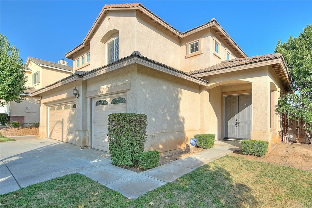 1574 Thunderbird Road Beaumont, CA 92223 - Photo 2 of 41