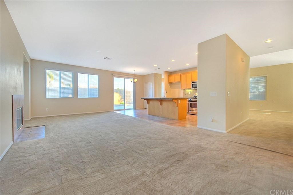 1574 Thunderbird Road Beaumont, CA 92223 - Photo 20 of 41