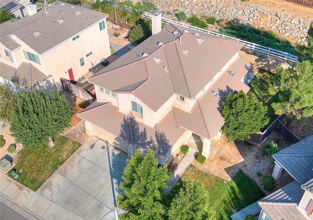 1574 Thunderbird Road Beaumont, CA 92223 - Photo 9 of 41