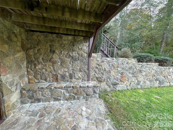 $425,000 | 205 L And E Meadows Drive, Waynesville, NC 28786