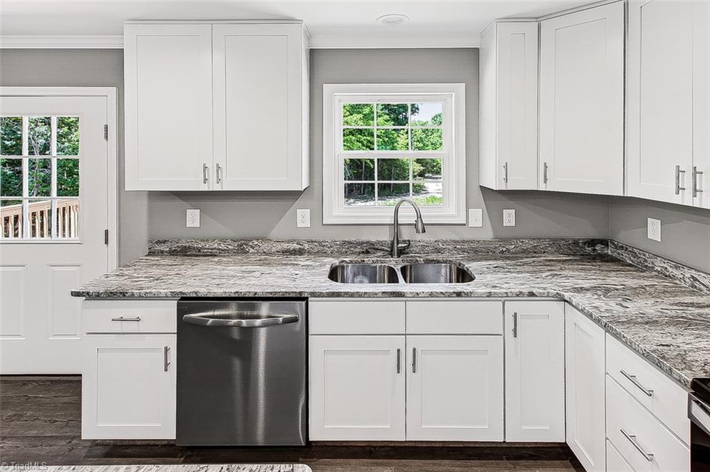 1050 Rising Vw Way Asheboro, NC 27205 - Photo 13 of 25