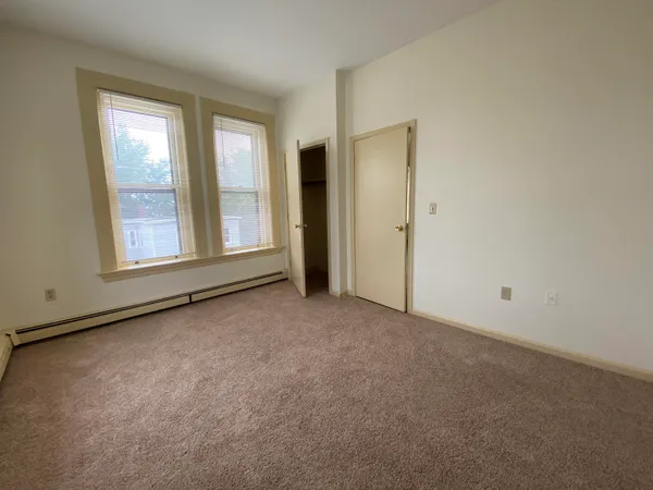 $1,621 | 124 Orange Street, Unit 300, Manchester, NH 03104