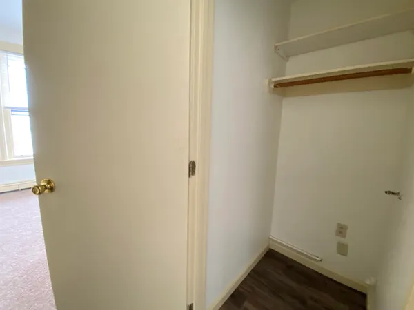 $1,621 | 124 Orange Street, Unit 300, Manchester, NH 03104