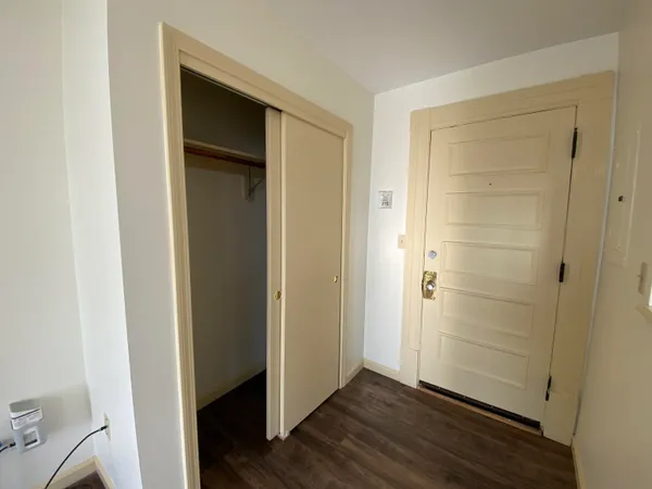 $1,621 | 124 Orange Street, Unit 300, Manchester, NH 03104