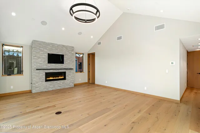 $3,550,000 | 159 Lakeview Drive, Basalt, CO 81621