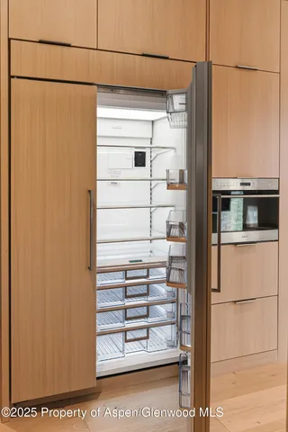 a close view of stove top oven