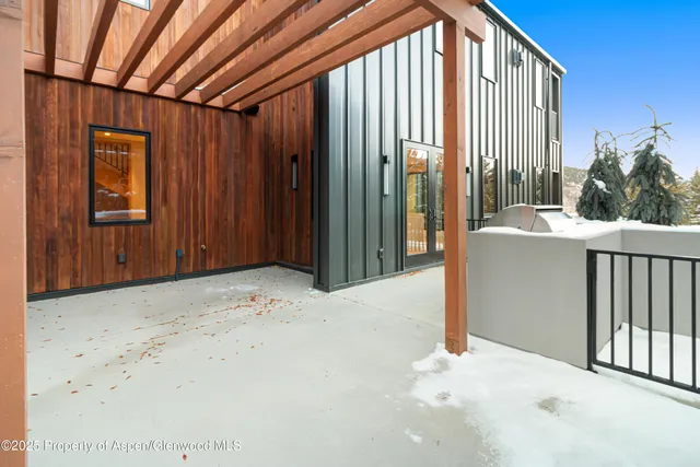 $3,550,000 | 159 Lakeview Drive, Basalt, CO 81621