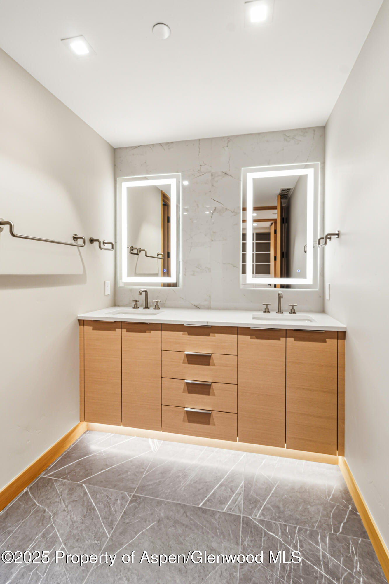 159 Lakeview Drive Basalt, CO 81621 - Photo 81 of 97 Bedroom Suite 3