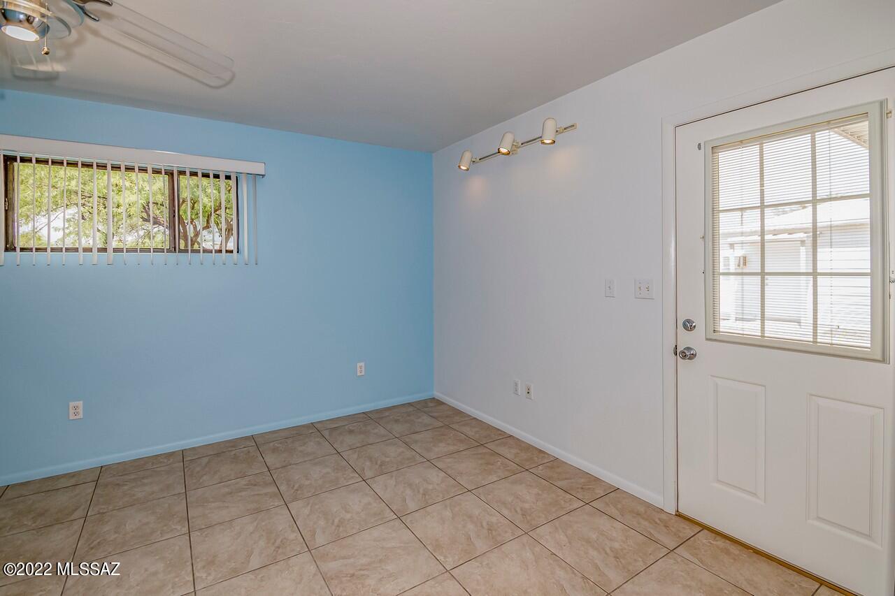 133 West Pastime Road Tucson, AZ 85705 - Photo 9 of 29 Gallery Image 9
