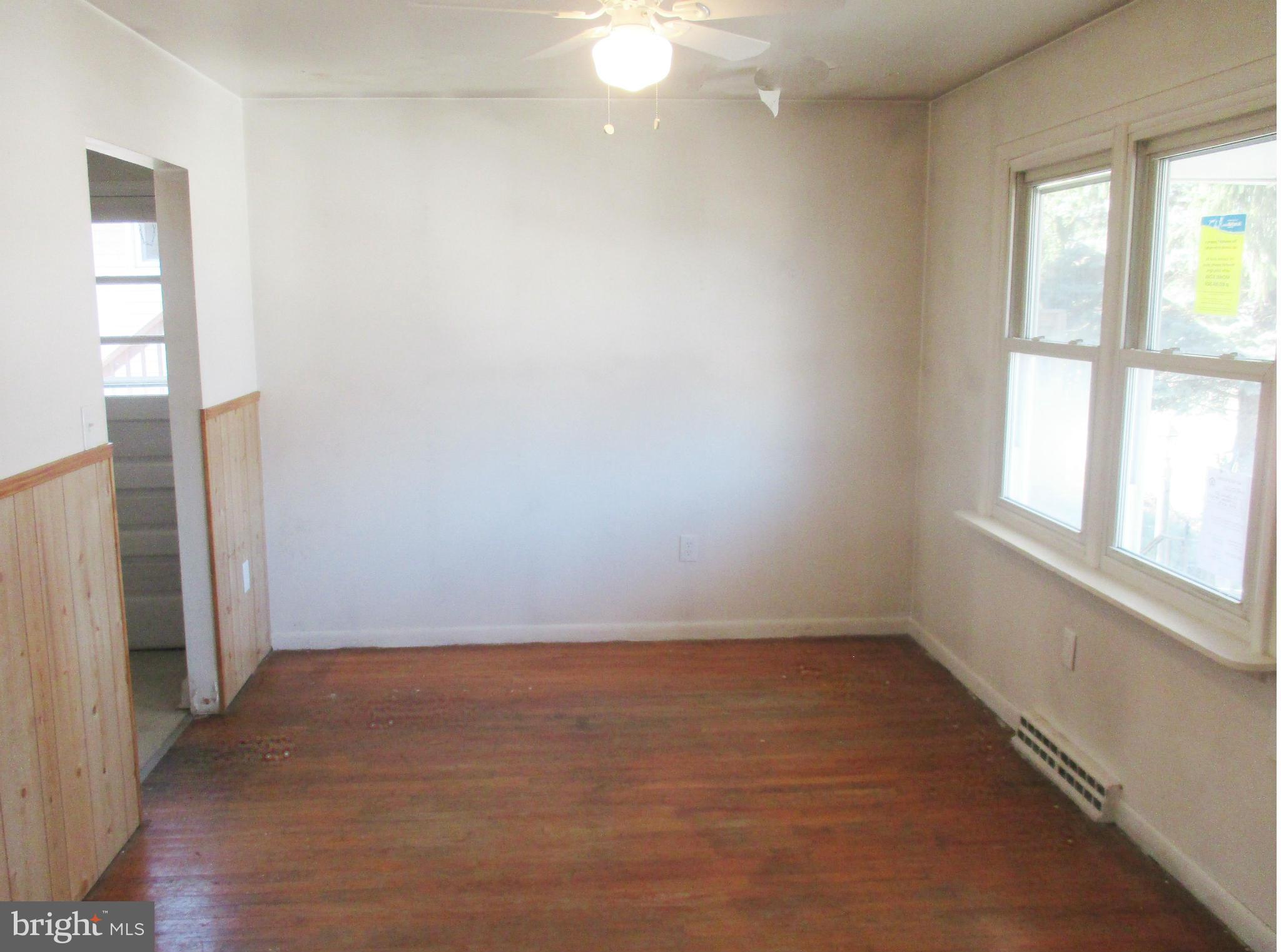 13 Charles Road Linthicum Heights, MD 21090 - Photo 5 of 18 Dining Room