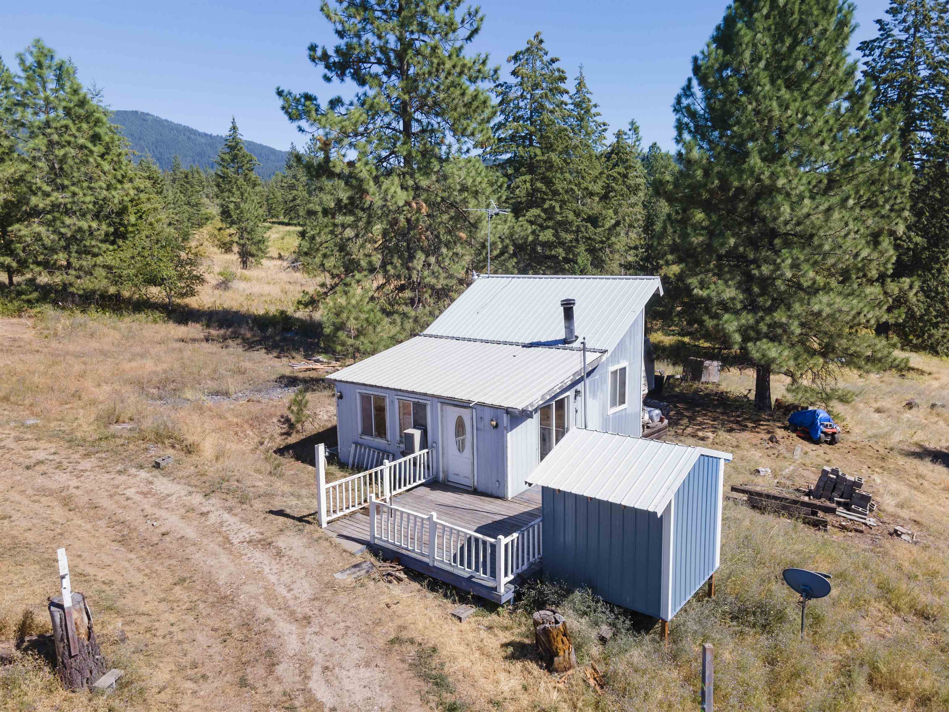 15010 East Tallman Road Chattaroy, WA 99003 - Photo 3 of 20